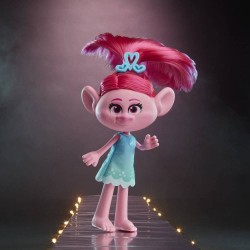 Stylish Trolls World Tour Chic Doll Dj Suki & Pimpante Poppy